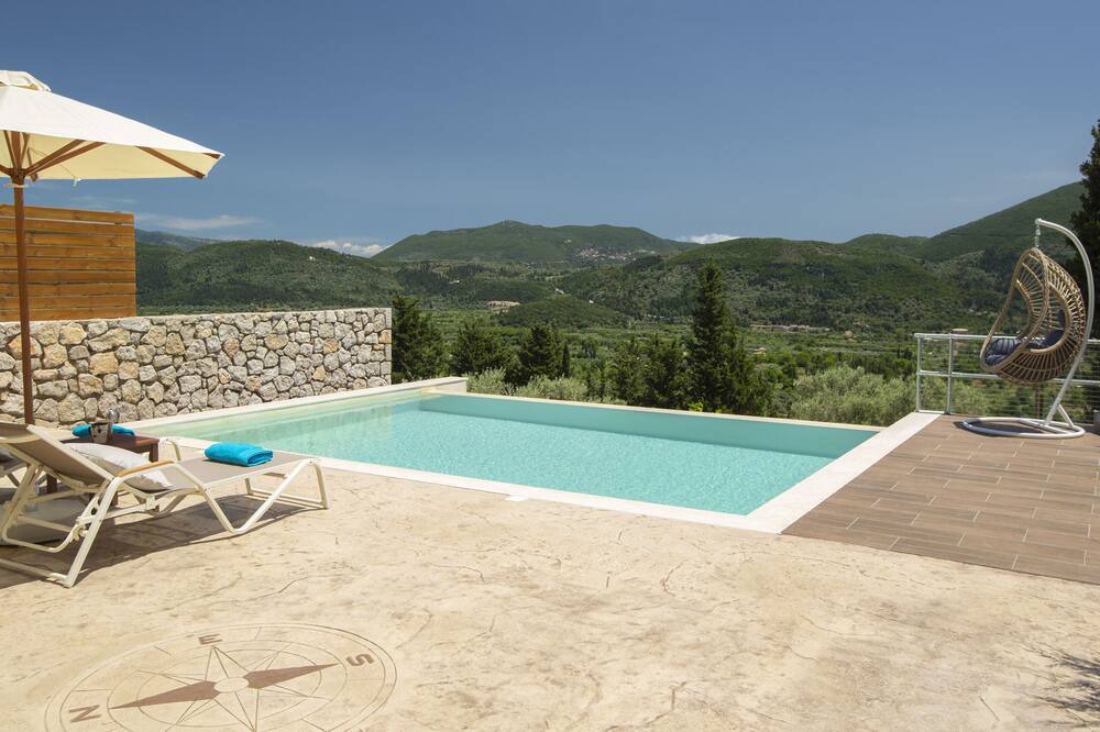 Photo of Outdoor in Evgiros