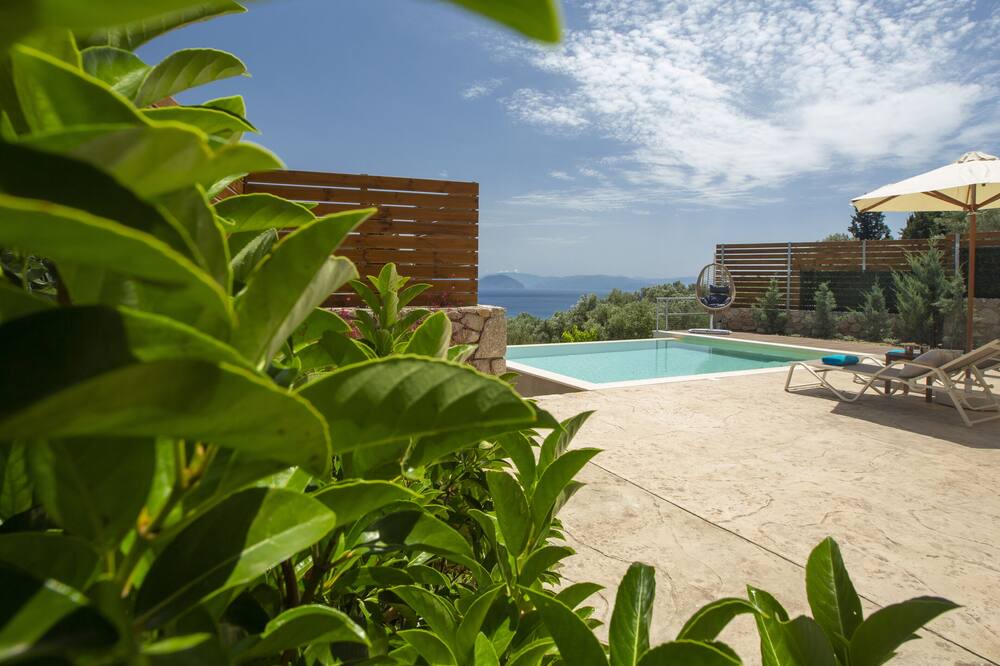 Photo of Outdoor in Evgiros