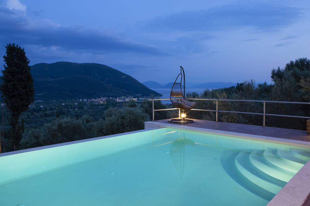 Photo of Outdoor in Evgiros