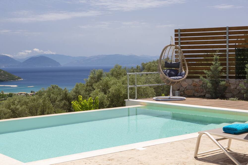 Photo of Outdoor in Evgiros