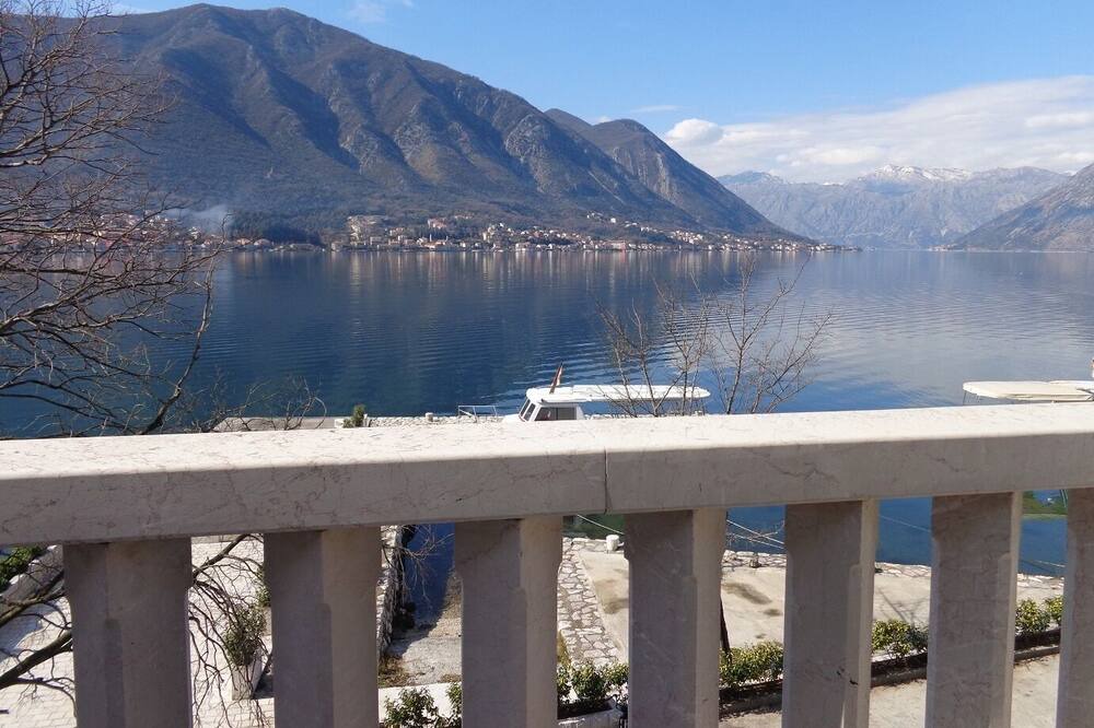 Photo of Patio Balcony in Dobrota