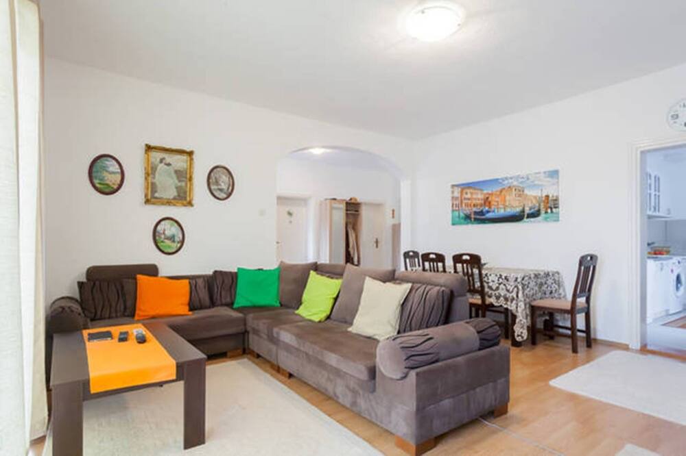 Photo of Livingroom in Susanj