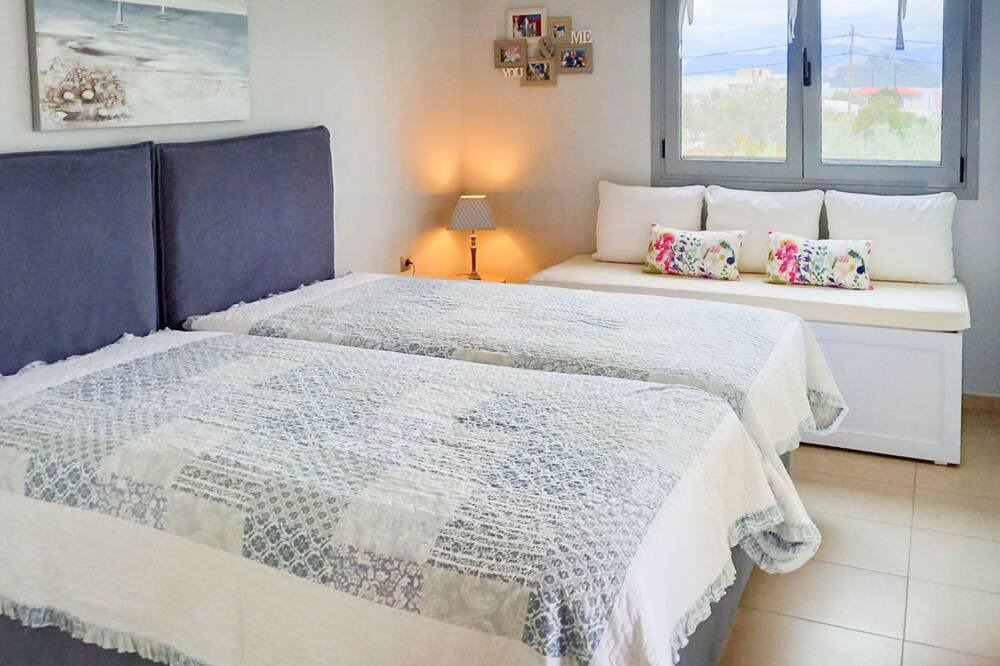 Photo of Bedroom in Kontos