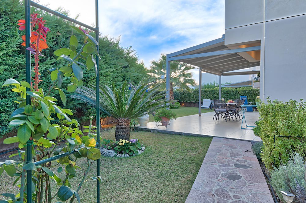 Photo of Outdoor in Kontos