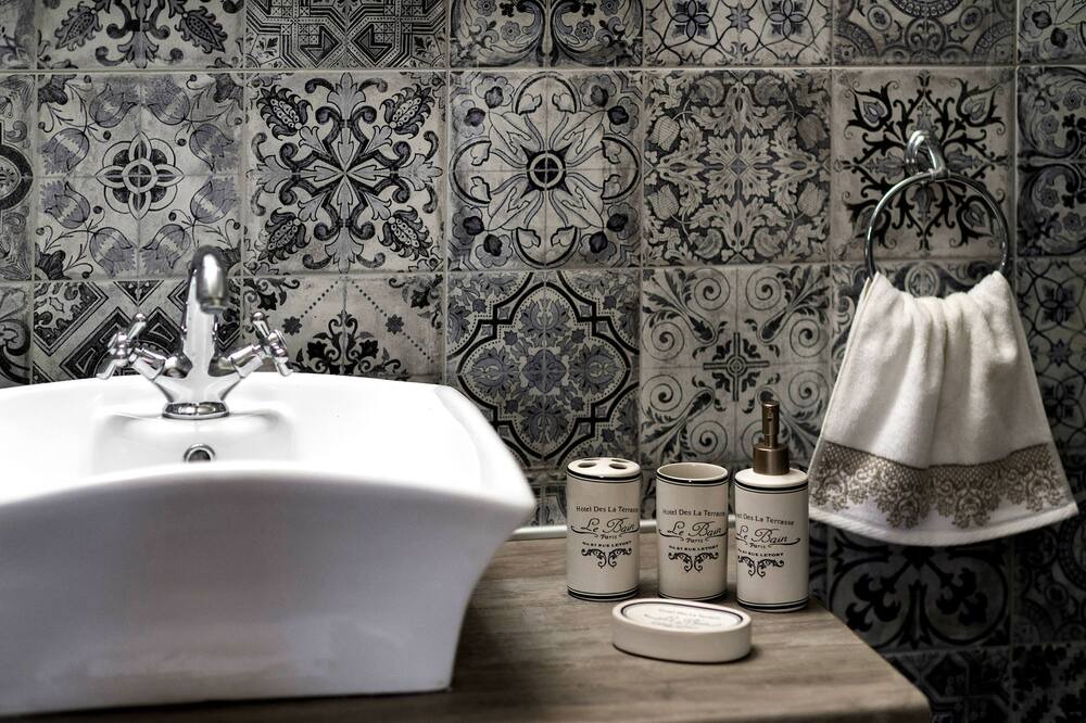 Photo of Bathroom in Lindos