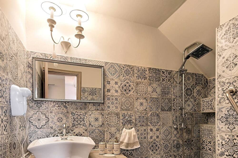 Photo of Bathroom in Lindos