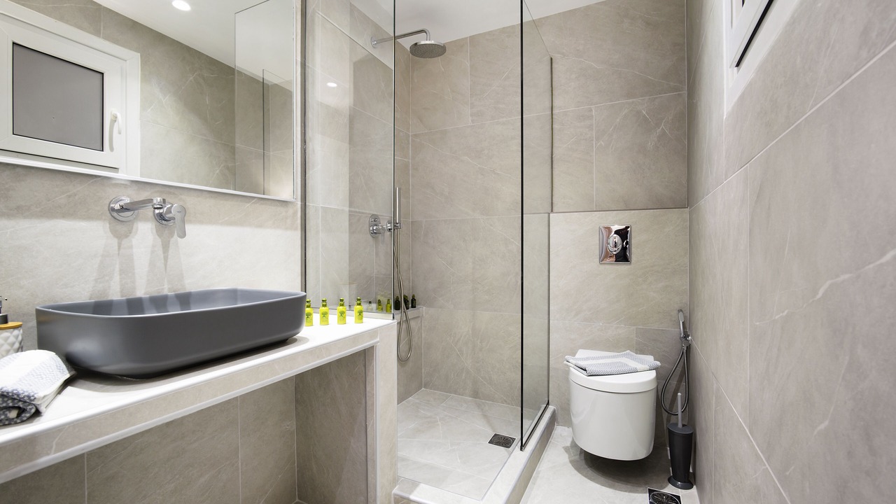 Photo of Bathroom in Plintri