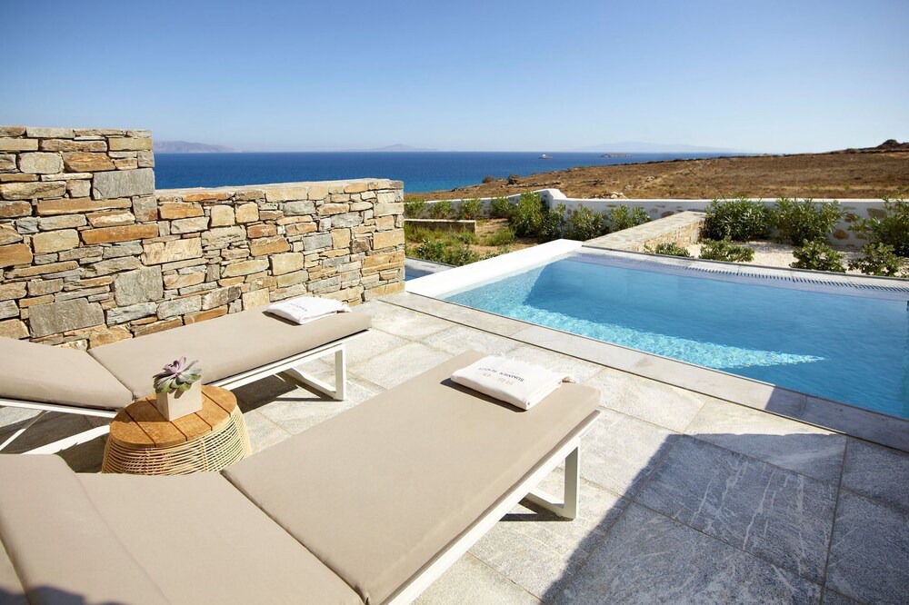 Photo of Patio Balcony in Logaras