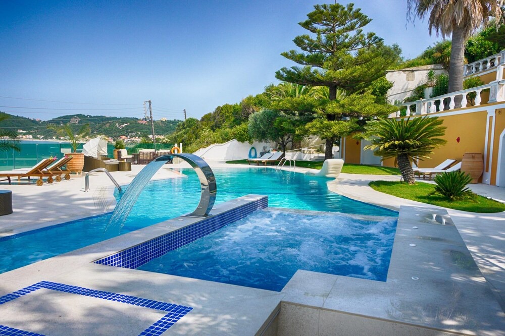Photo of Outdoor in Agios Georgios Pagon