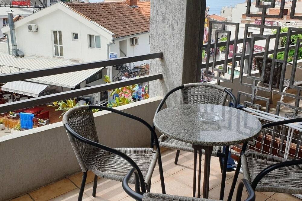 Photo of Patio Balcony in Rana