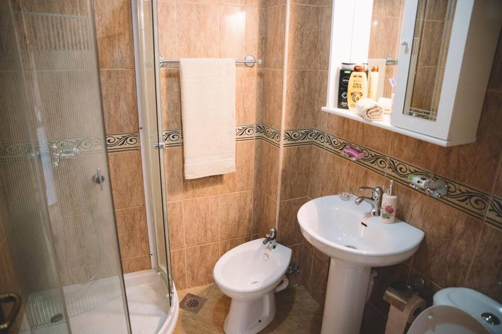 Photo of Bathroom in Rana