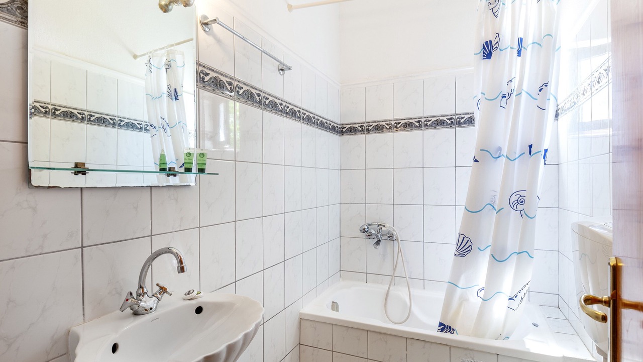 Photo of Bathroom in Kastraki