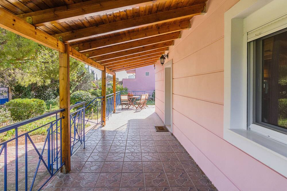Photo of Patio Balcony in Markopoulo Mesogaias