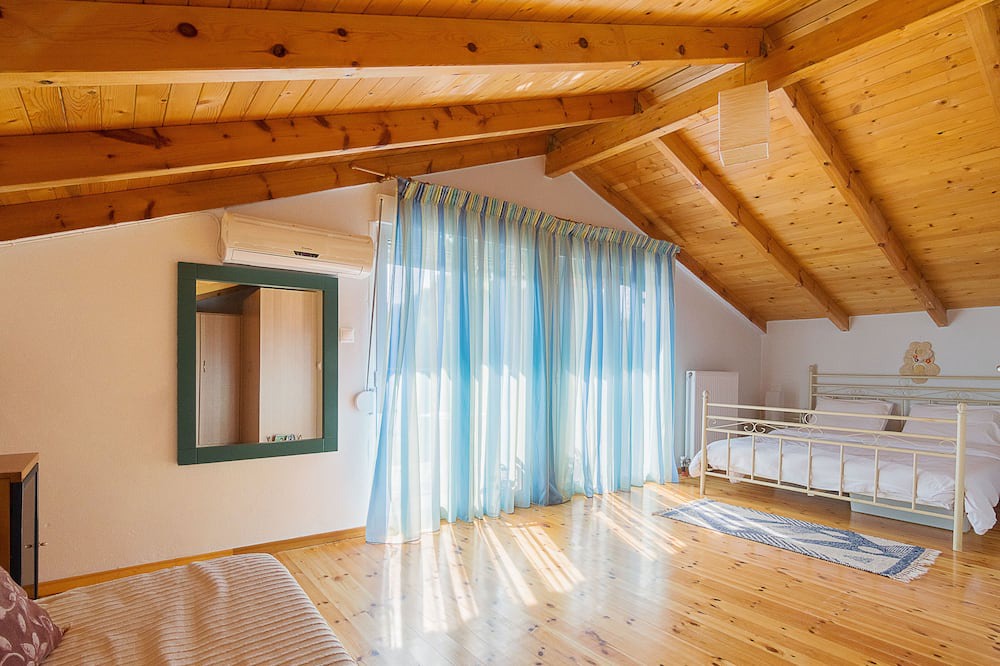 Photo of Bedroom in Markopoulo Mesogaias