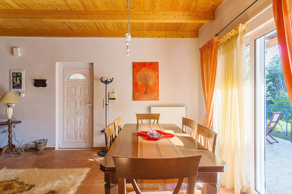 Photo of Kitchen in Markopoulo Mesogaias