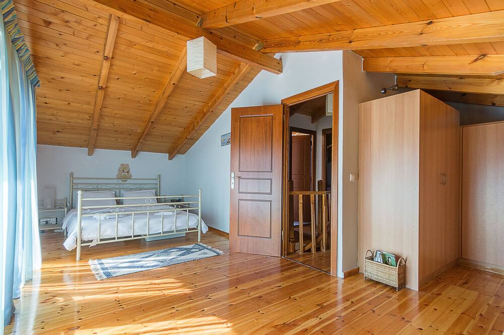 Photo of Bedroom in Markopoulo Mesogaias