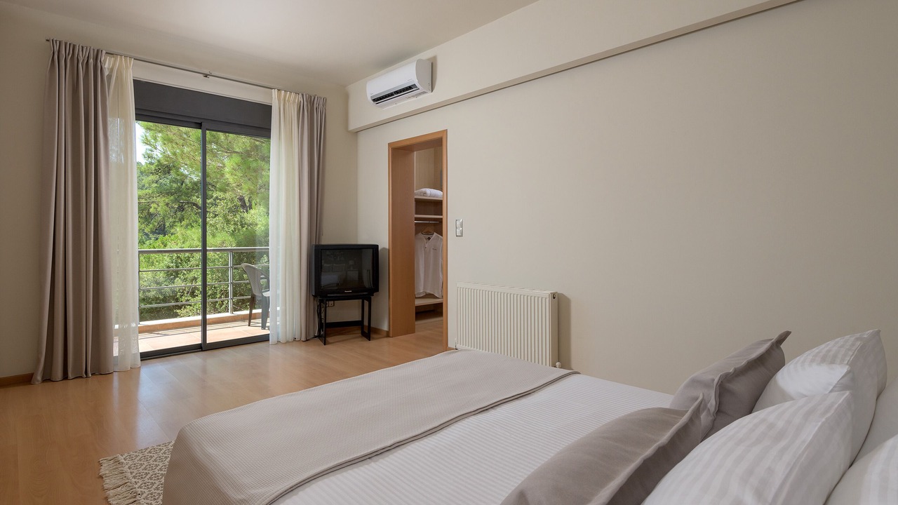 Photo of Outdoor in Ixia