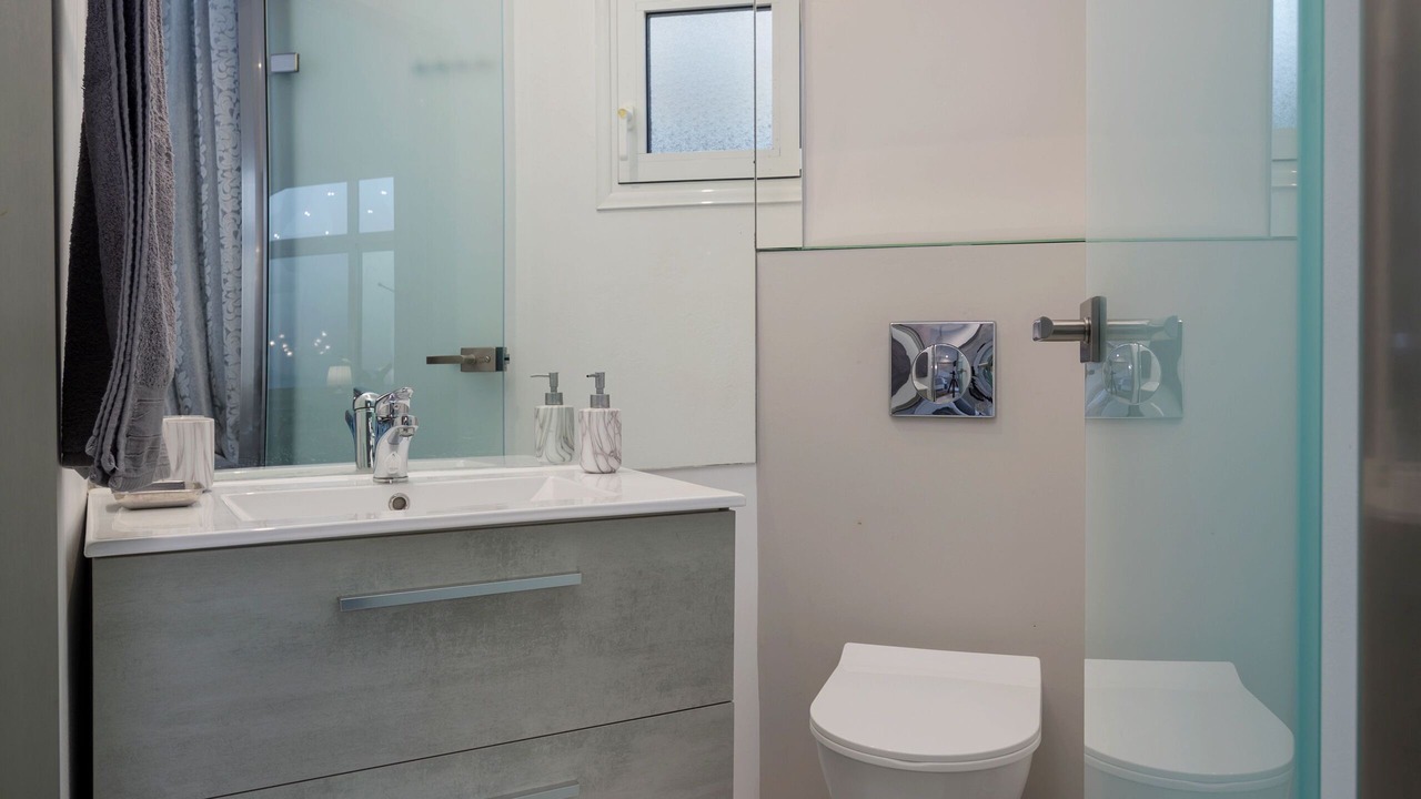 Photo of Bathroom in Elation