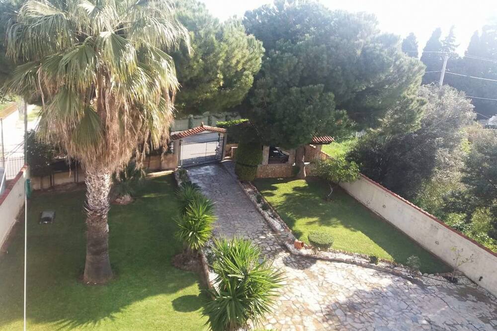 Photo of Outdoor in Marathon