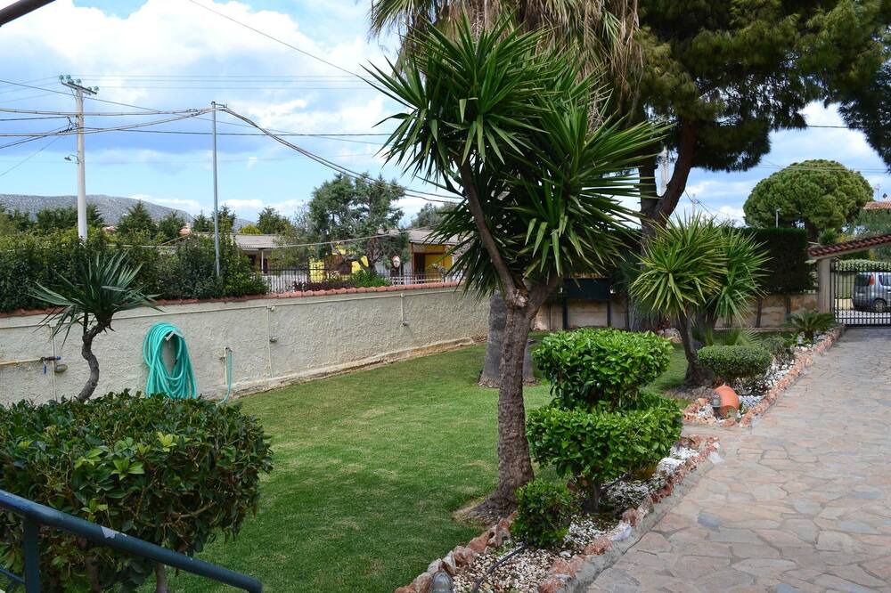 Photo of Outdoor in Marathon