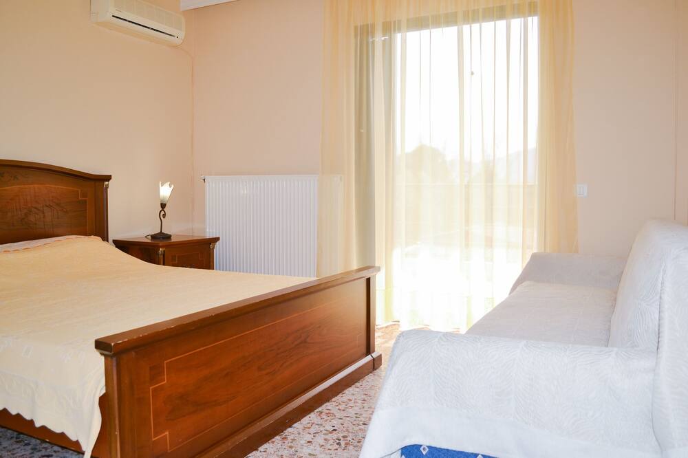 Photo of Bedroom in Marathon
