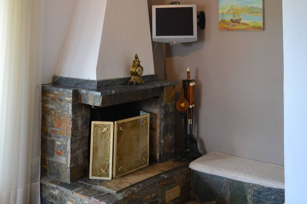 Photo of Livingroom in Marathon