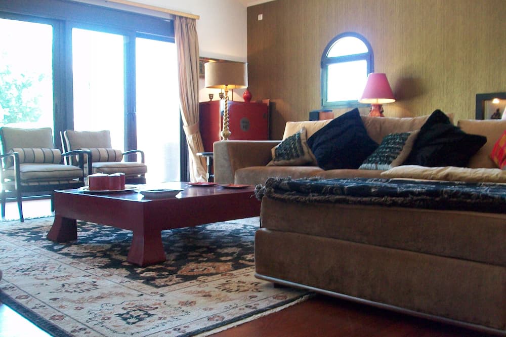 Photo of Livingroom in Spata-Artemida
