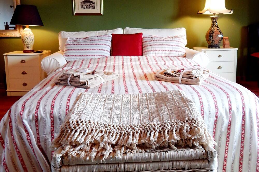 Photo of Bedroom in Spata-Artemida