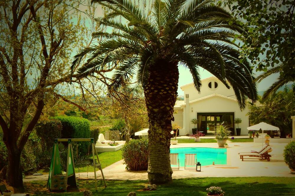 Photo of Outdoor in Spata-Artemida
