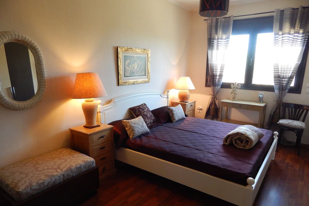 Photo of Bedroom in Spata-Artemida