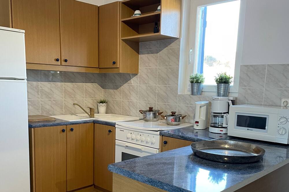Photo of Kitchen in Platis Gialos