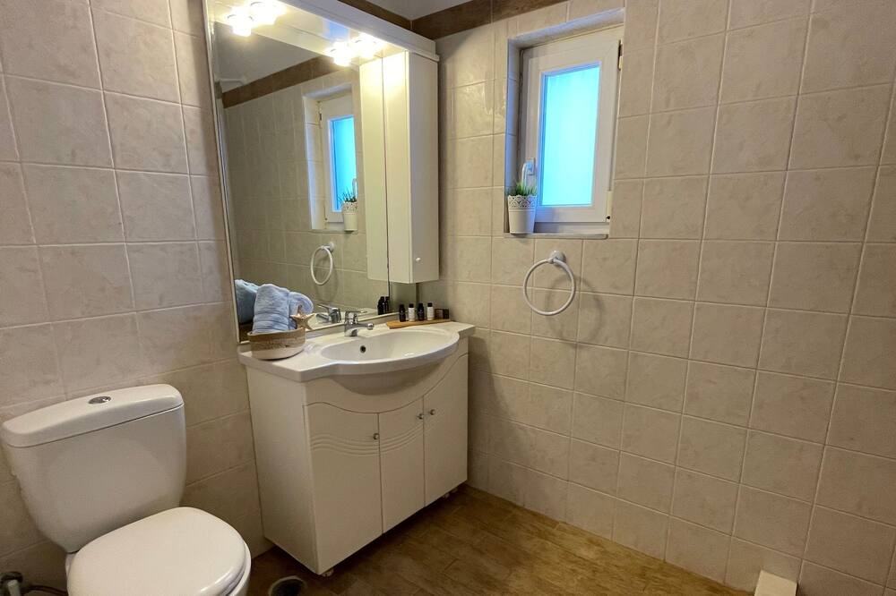 Photo of Bathroom in Platis Gialos