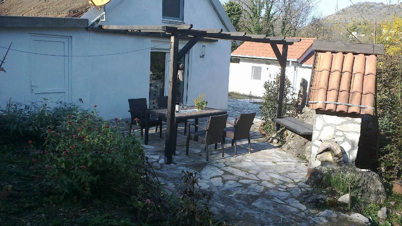 Photo of Outdoor in Karuc
