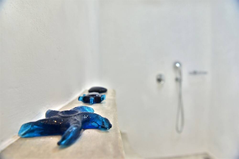 Photo of Bathroom in Vlikhos