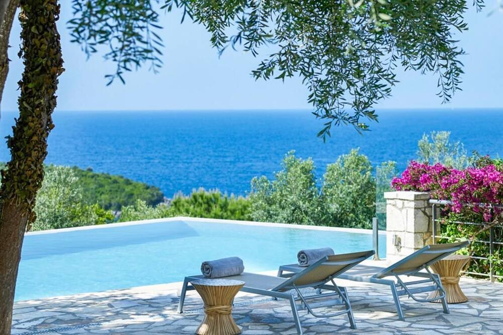 Photo of Others in Sivota