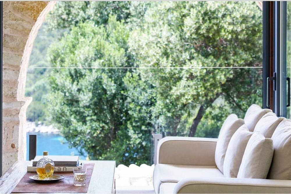 Photo of Patio Balcony in Sivota