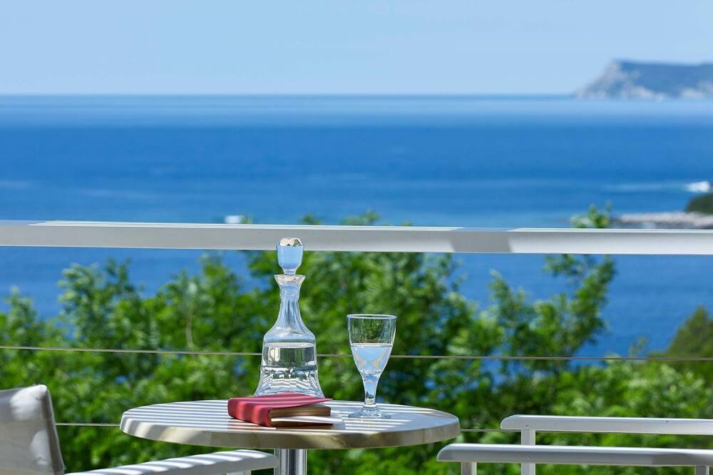 Photo of Patio Balcony in Sivota