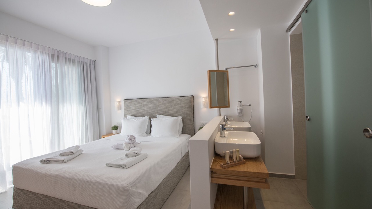 Photo of Bedroom in Loutraki