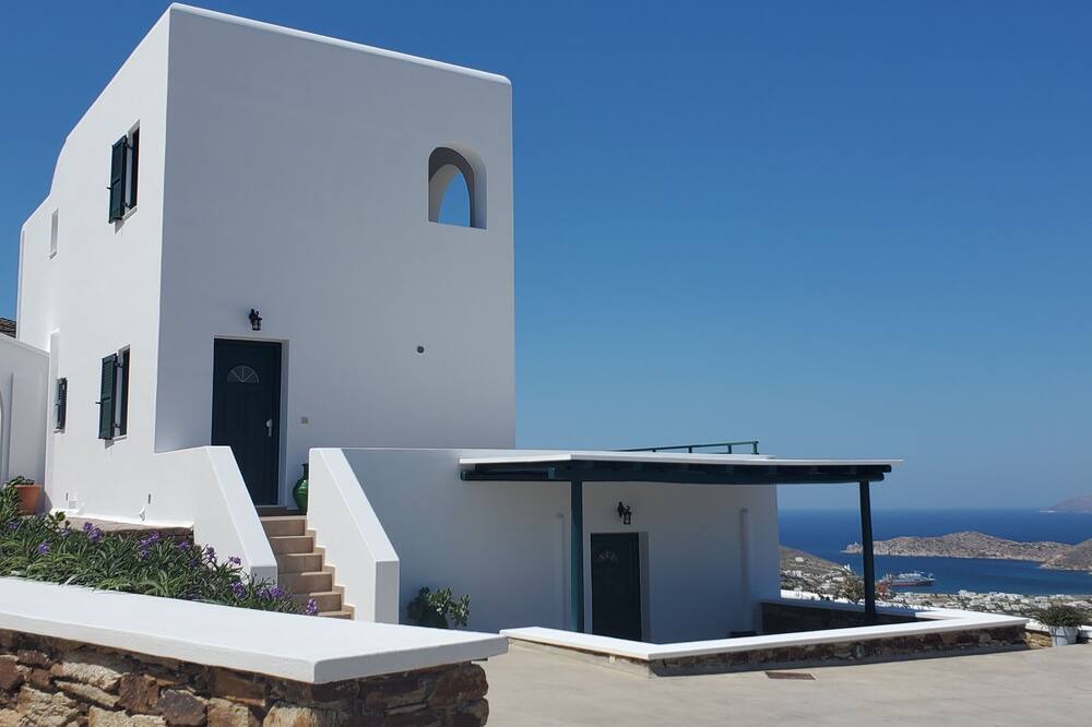 Photo of Outdoor in Ios Town