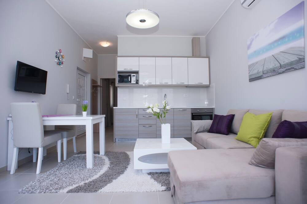 Photo of Livingroom in Prcanj