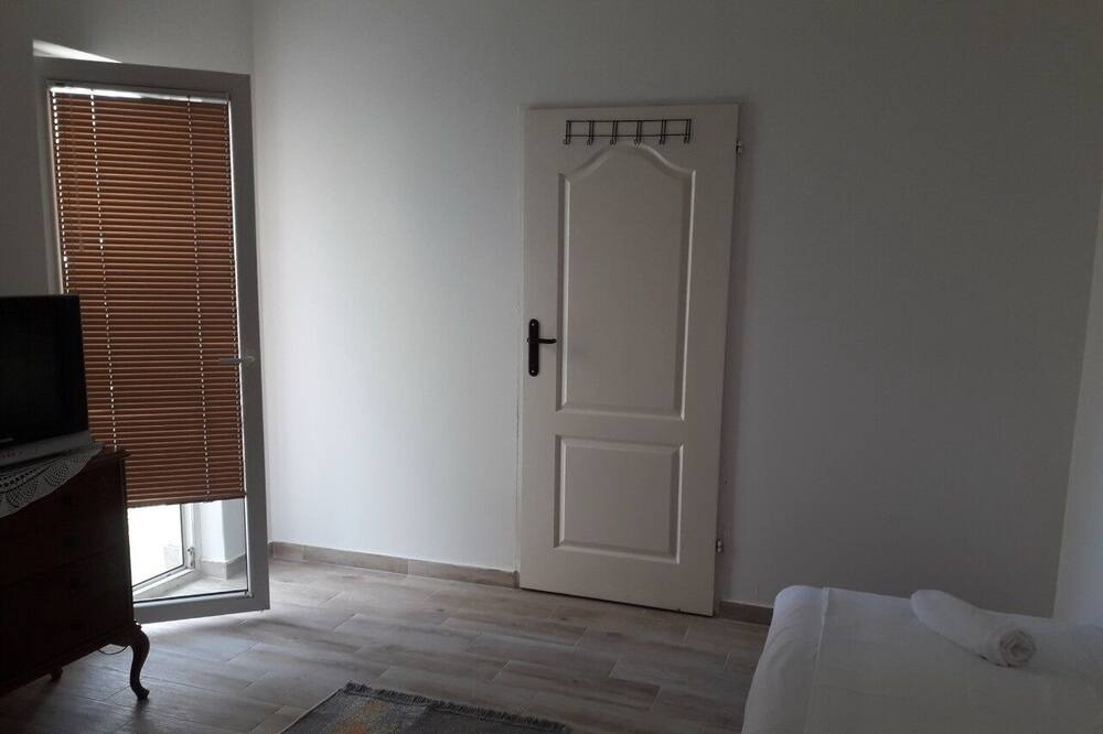 Photo of Bedroom in Topla