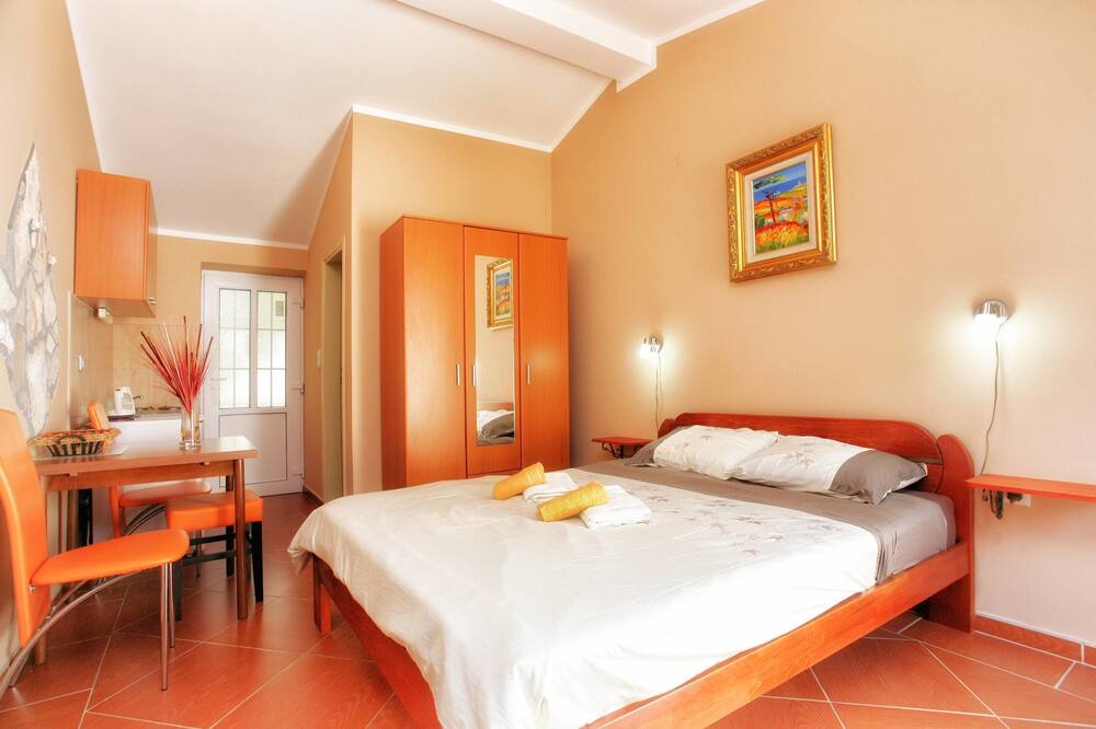 Photo of Bedroom in Muo