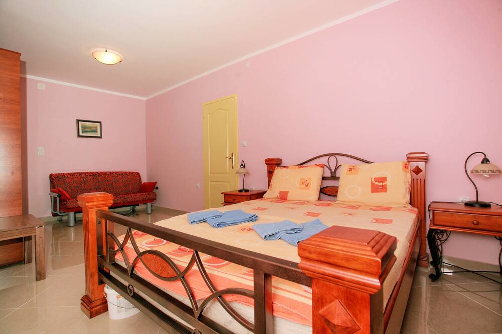 Photo of Bedroom in Muo