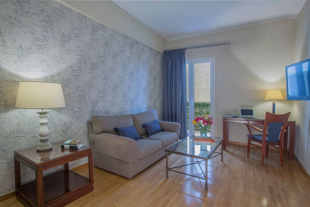Photo of Livingroom in Ilisia