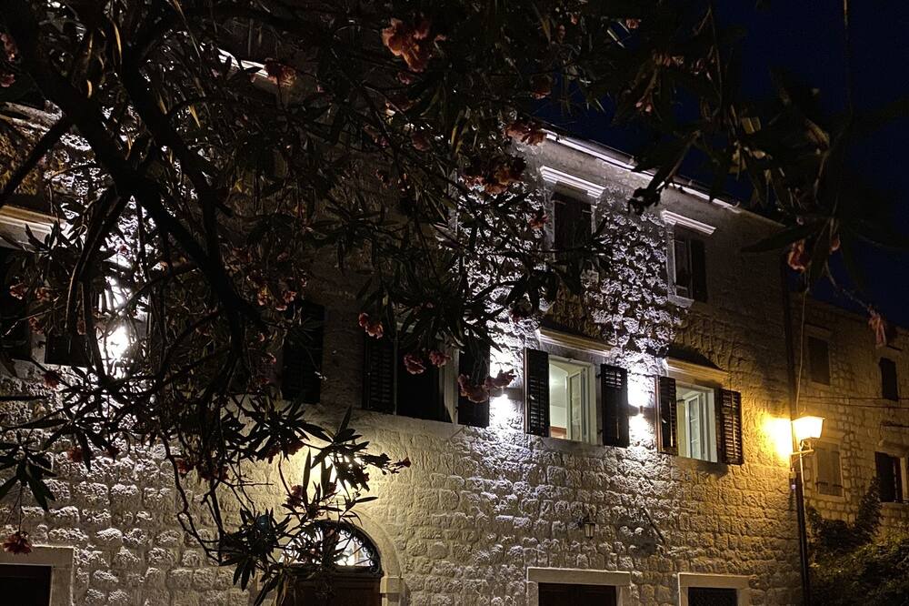 Photo of Outdoor in Prcanj