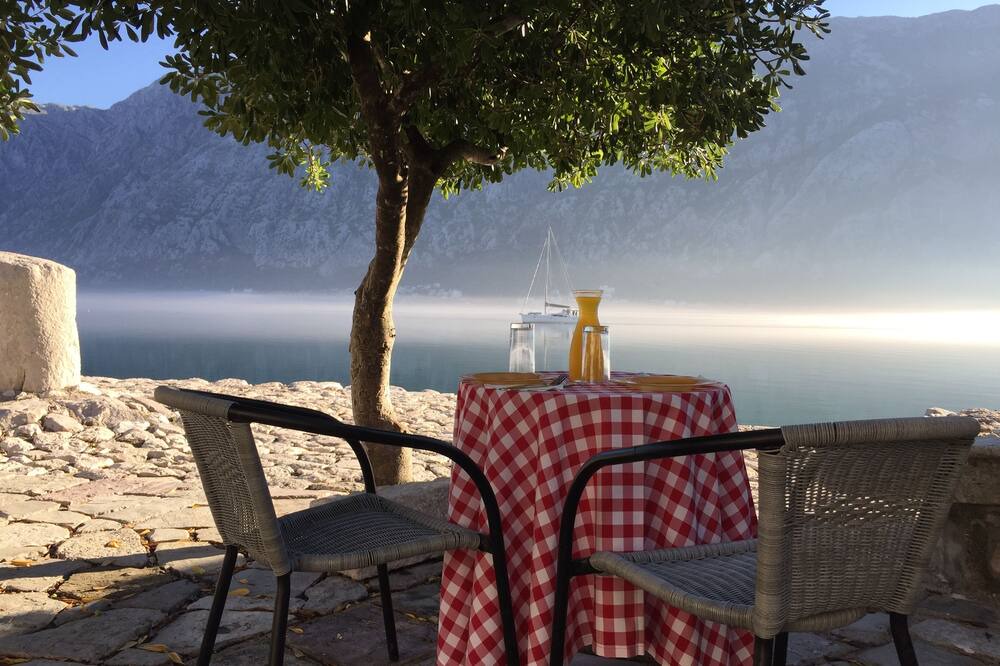 Photo of Outdoor in Prcanj