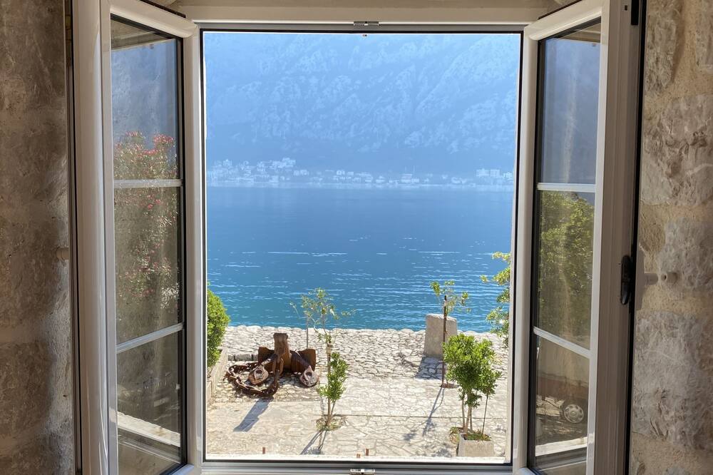 Photo of Bedroom in Prcanj