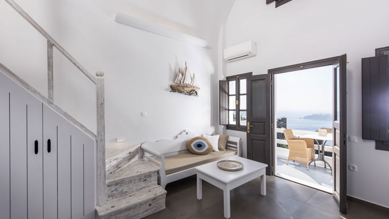 Photo of Bedroom in Imerovigli