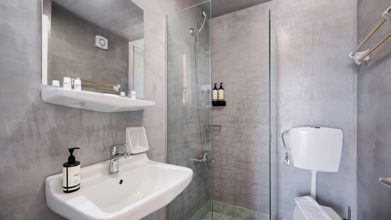 Photo of Bathroom in Episkopos