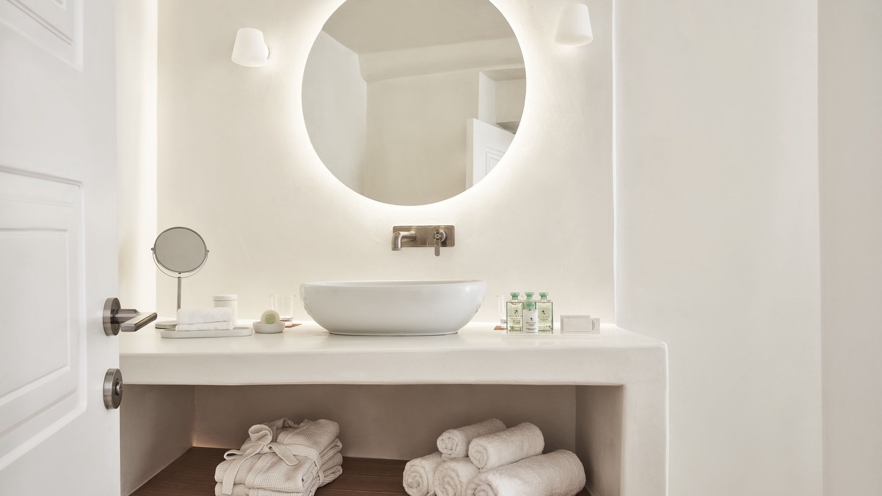 Photo of Bedroom in Oia
